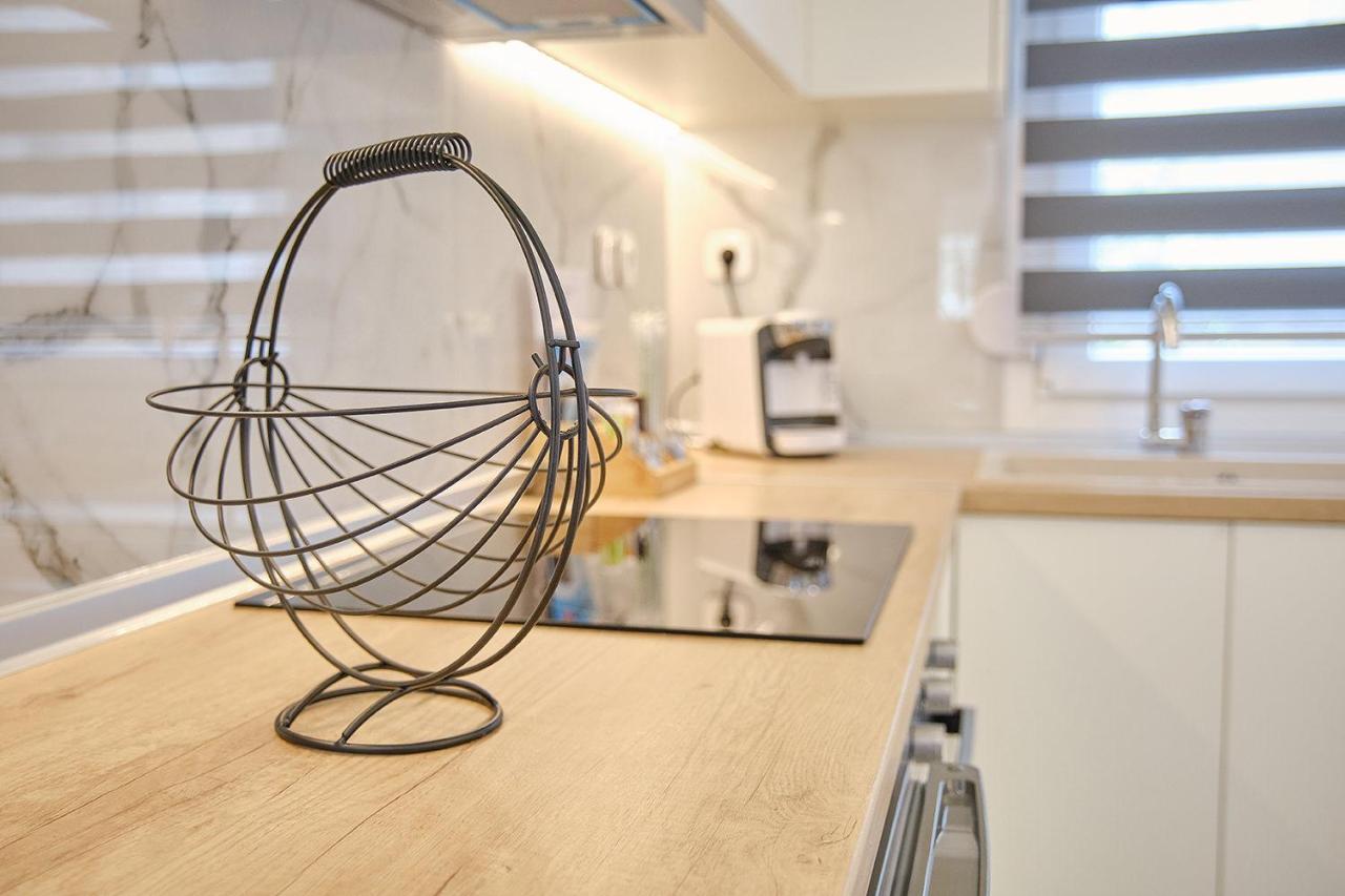 Elegant Central Apartment Veria - Με Ενδοδαπέδια Θέρμανση!!! Esterno foto